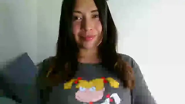 Snapshot of katherodriguezx chatting on April 2026 09:39:01 PM katherodriguezx online show from April 2026 09:39:01 PM