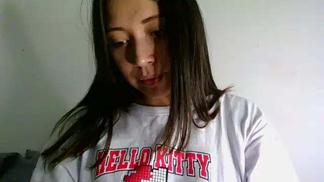 Snapshot of katherodriguezx chatting on April 2026 09:16:01 PM katherodriguezx online show from April 2026 09:16:01 PM