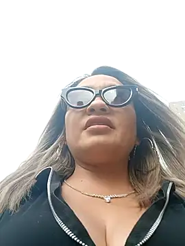 Afroditecash online show from November 2025 05:46:02 PM