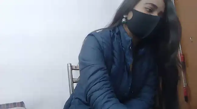 Snapshot of wildbabes chatting on December 2024 08:44:01 PM wildbabes online show from December 2024 08:44:01 PM