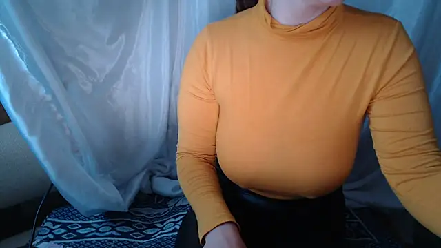 Burberrry  online show from March 2026 02:17:01 PM