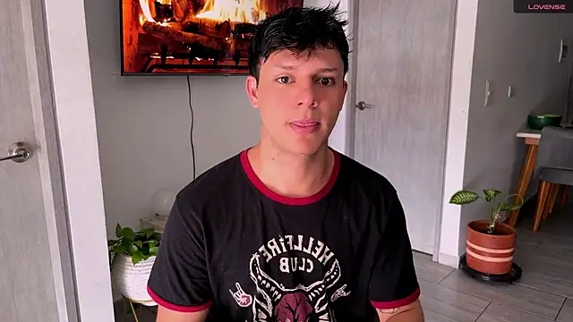 Alexxblue online show from April 2026 04:51:01 PM