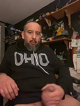 ElPollo77 online show from January 2026 07:56:02 AM