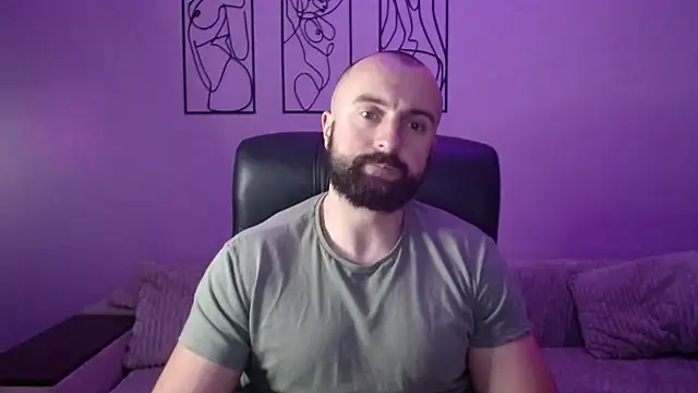 brindlefly6969 online show from October 2025 11:09:01 AM