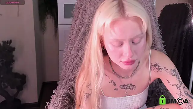 MalenaErnman online show from June 2026 10:51:01 AM