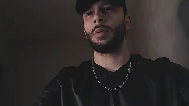 henryaxe online show from February 2026 08:29:01 PM