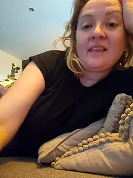 lady charlyne online show from November 2025 09:42:01 AM