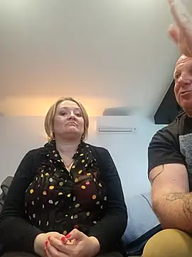 lady charlyne online show from April 2026 06:26:01 PM