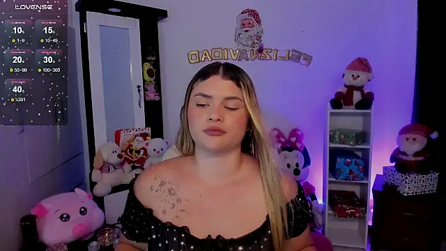 chloejones   online show from December 2024 05:11:01 PM