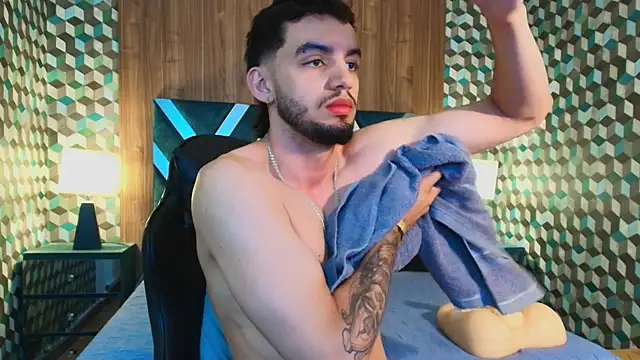 Michael magno online show from October 2025 10:00:01 PM