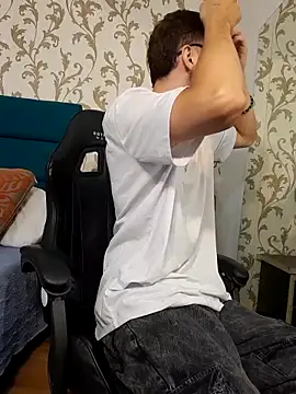 Michael magno online show from March 2026 10:48:01 AM