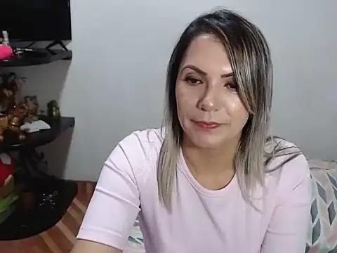 Chantal hott online show from February 2025 07:50:02 PM