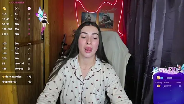 Snapshot of Fiery_Brunette_ chatting on December 2024 12:35:02 AM Fiery Brunette  online show from December 2024 12:35:02 AM