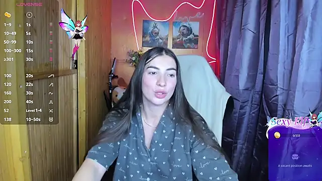 Snapshot of Fiery_Brunette_ chatting on December 2024 12:45:02 PM Fiery Brunette  online show from December 2024 12:45:02 PM