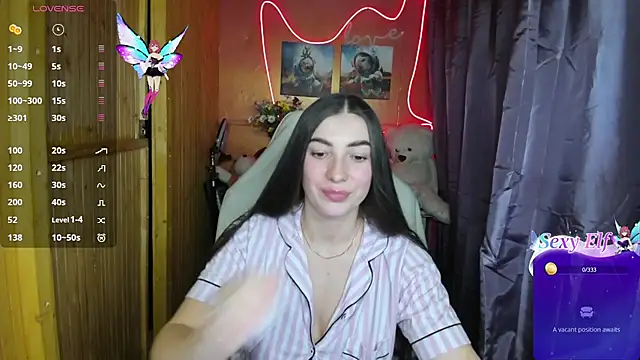 Snapshot of Fiery_Brunette_ chatting on January 2025 10:30:02 PM Fiery Brunette  online show from January 2025 10:30:02 PM