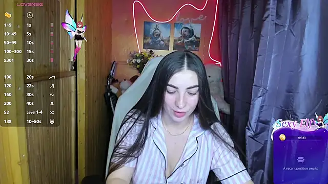 Snapshot of Fiery_Brunette_ chatting on January 2025 07:00:02 AM Fiery Brunette  online show from January 2025 07:00:02 AM