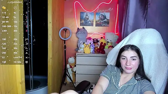 Snapshot of Fiery_Brunette_ chatting on October 2025 05:51:02 AM Fiery Brunette  online show from October 2025 05:51:02 AM