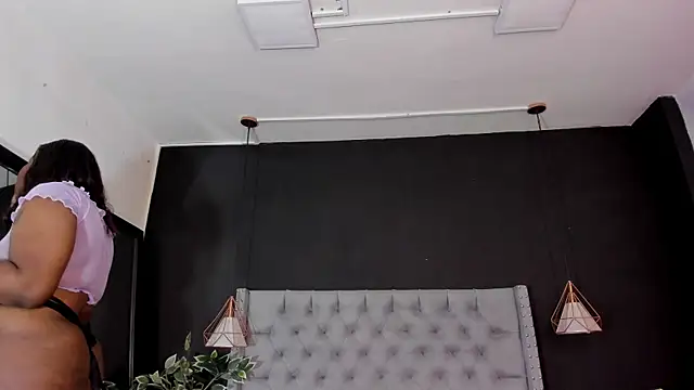 Snapshot of Tammy__vega_ chatting on January 2025 03:57:01 AM Tammy vega online show from January 2025 03:57:01 AM
