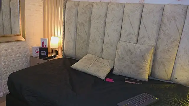 catalina  23 online show from March 2026 07:40:02 PM