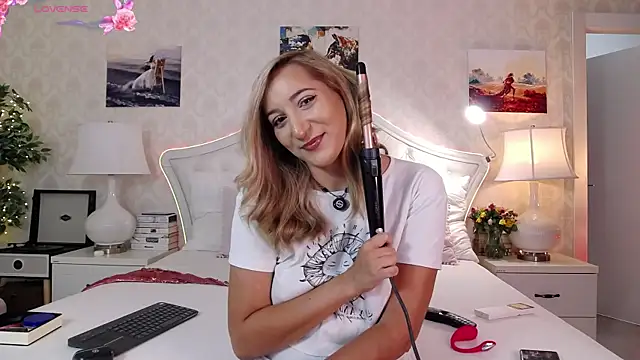 Snapshot of IreneHope chatting on July 2026 08:54:01 AM IreneHope online show from July 2026 08:54:01 AM