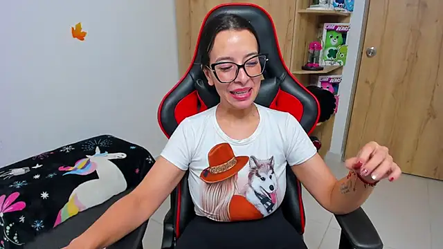 Snapshot of _amanda_seyfried19 chatting on January 2025 01:17:01 AM amanda seyfried19 online show from January 2025 01:17:01 AM