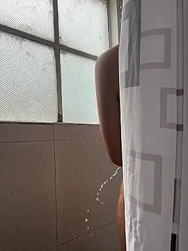 hannahb-e online show from January 2026 05:50:01 PM