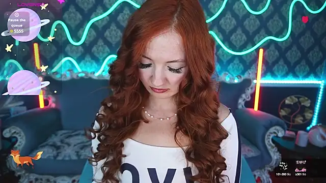 Snapshot of Marina_Mur_ chatting on February 2025 08:35:02 PM Marina Mur online show from February 2025 08:35:02 PM