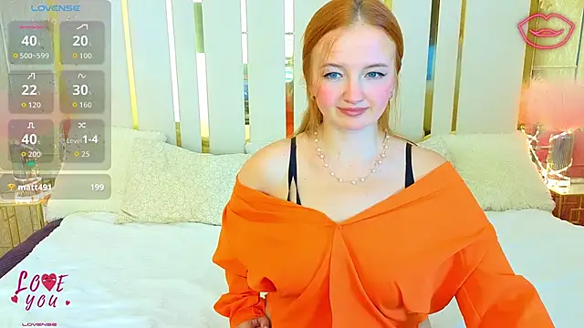 Snapshot of Marina_Mur_ chatting on October 2025 07:23:02 PM Marina Mur online show from October 2025 07:23:02 PM