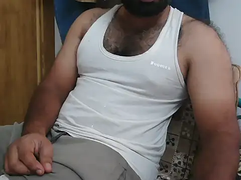 Snapshot of Tamil_Boy28 chatting on May 2026 03:48:01 AM Tamil Boy28 online show from May 2026 03:48:01 AM
