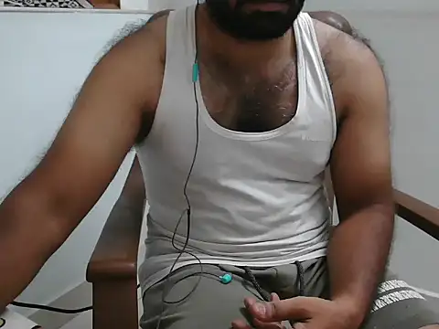 Snapshot of Tamil_Boy28 chatting on May 2026 04:48:01 PM Tamil Boy28 online show from May 2026 04:48:01 PM