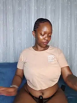 Snapshot of Jazmine-Blue chatting on February 2025 08:33:02 PM Jazmine-Blue online show from February 2025 08:33:02 PM