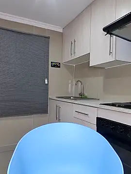 Snapshot of Jazmine-Blue chatting on November 2025 10:29:02 PM Jazmine-Blue online show from November 2025 10:29:02 PM