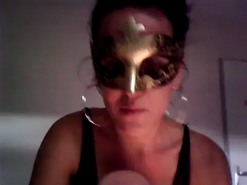 Masquegirlmysterious online show from October 2025 01:17:02 PM