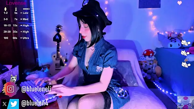 bluelen online show from January 2025 08:21:01 AM