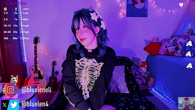 bluelen online show from February 2025 11:23:02 AM