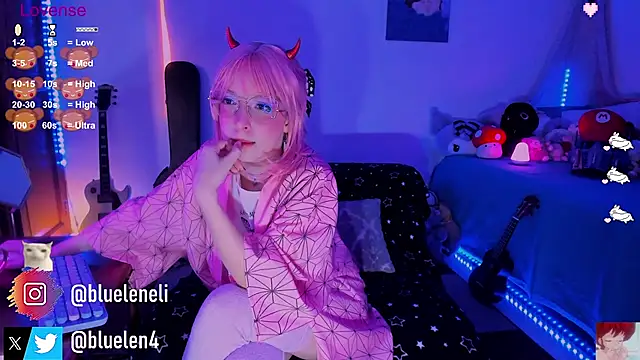 bluelen online show from March 2025 11:23:01 AM