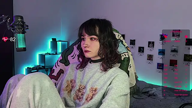 Snapshot of deadlysweet chatting on September 2025 01:20:02 AM deadlysweet online show from September 2025 01:20:02 AM