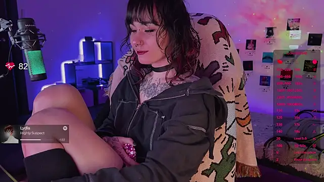 Snapshot of deadlysweet chatting on October 2025 01:17:01 AM deadlysweet online show from October 2025 01:17:01 AM