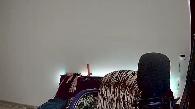 amber candyfloss online show from March 2025 09:12:02 AM