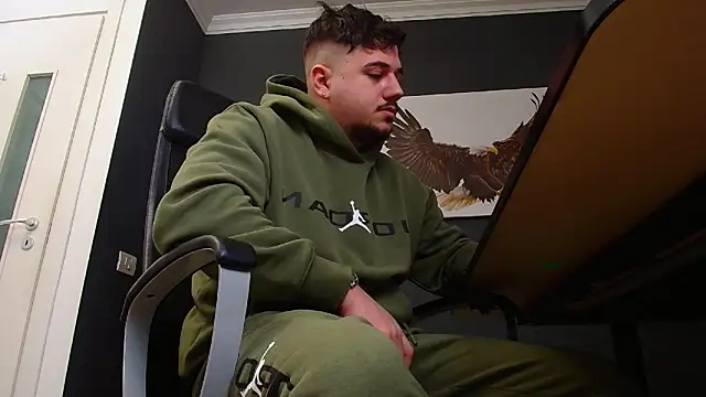 Snapshot of JoshKnights chatting on January 2025 05:56:01 AM JoshKnights online show from January 2025 05:56:01 AM