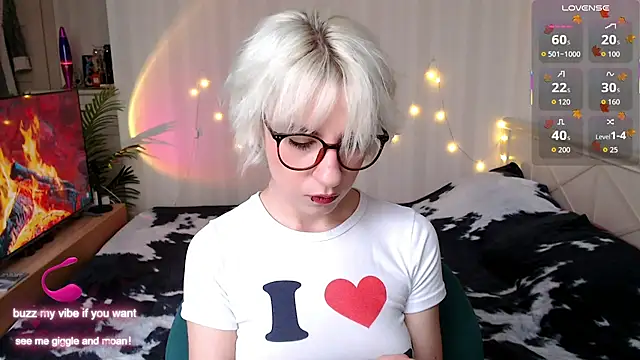  Moonlight t online show from November 2025 09:53:02 AM