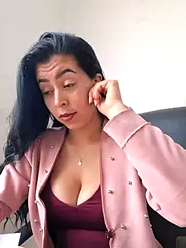 Snapshot of Emily_Wane chatting on June 2026 06:13:02 PM Emily Wane online show from June 2026 06:13:02 PM