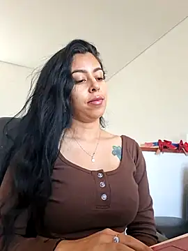 Snapshot of Emily_Wane chatting on June 2026 03:10:02 PM Emily Wane online show from June 2026 03:10:02 PM