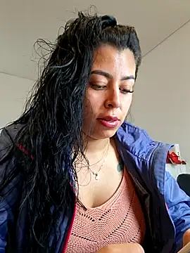 Snapshot of Emily_Wane chatting on July 2026 05:59:01 PM Emily Wane online show from July 2026 05:59:01 PM