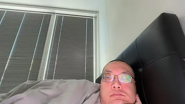 Snapshot of slaveasianboy chatting on May 2026 04:04:02 PM slaveasianboy online show from May 2026 04:04:02 PM
