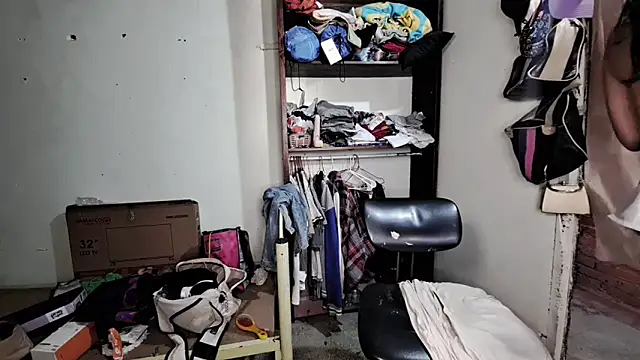 Snapshot of Gotitatv chatting on March 2025 05:41:02 PM Gotitatv online show from March 2025 05:41:02 PM