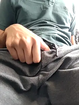 Snapshot of Lucifer21dragon chatting on February 2026 05:44:02 AM Lucifer21dragon online show from February 2026 05:44:02 AM