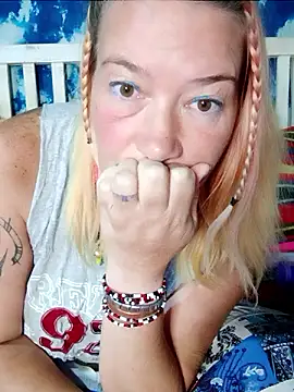 Snapshot of GingerKtm21 chatting on December 2024 07:14:01 PM GingerKtm21 online show from December 2024 07:14:01 PM