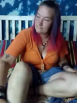 Snapshot of GingerKtm21 chatting on January 2025 07:27:02 PM GingerKtm21 online show from January 2025 07:27:02 PM