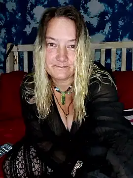 Snapshot of GingerKtm21 chatting on January 2026 08:25:02 PM GingerKtm21 online show from January 2026 08:25:02 PM